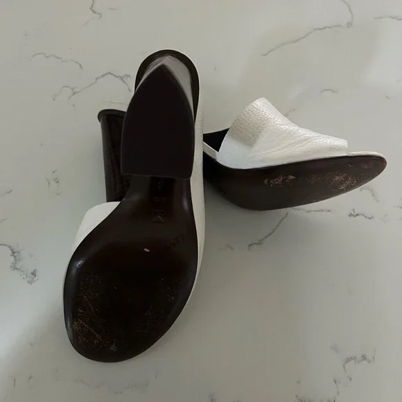 Mercedes Castillo white grained calf sandals - Picture 4 of 6